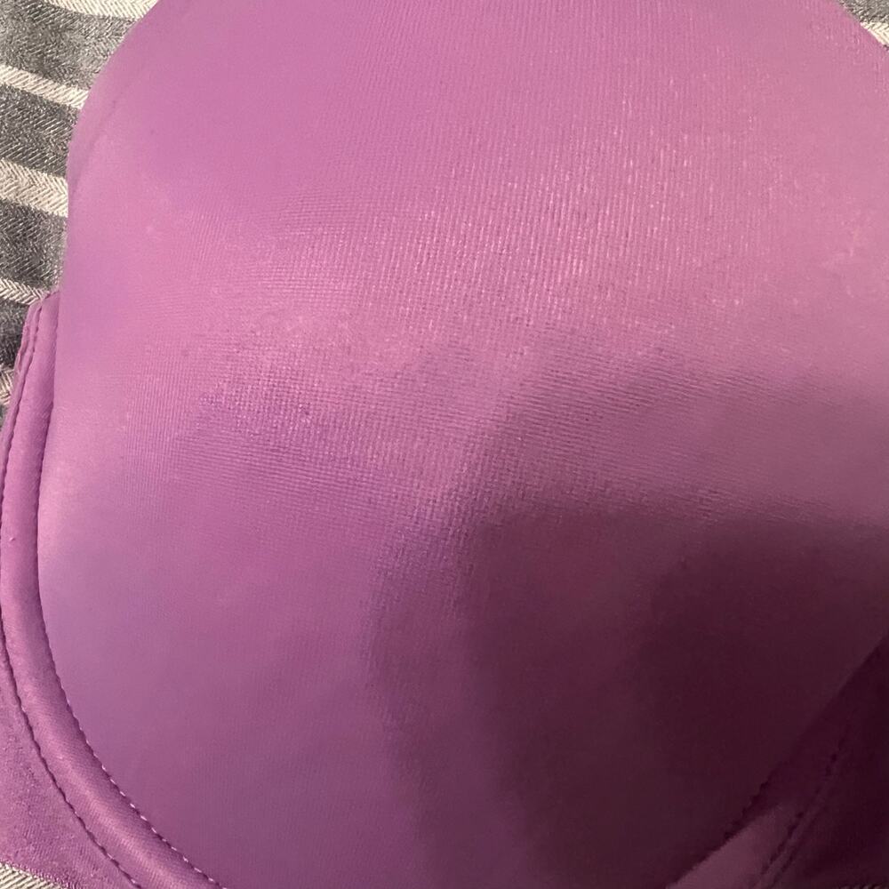 PINK Lilac Purple Wear Everywhere Lightly Lined T-Shirt Logo Band Bra Size 32DD - Picture 3 of 9